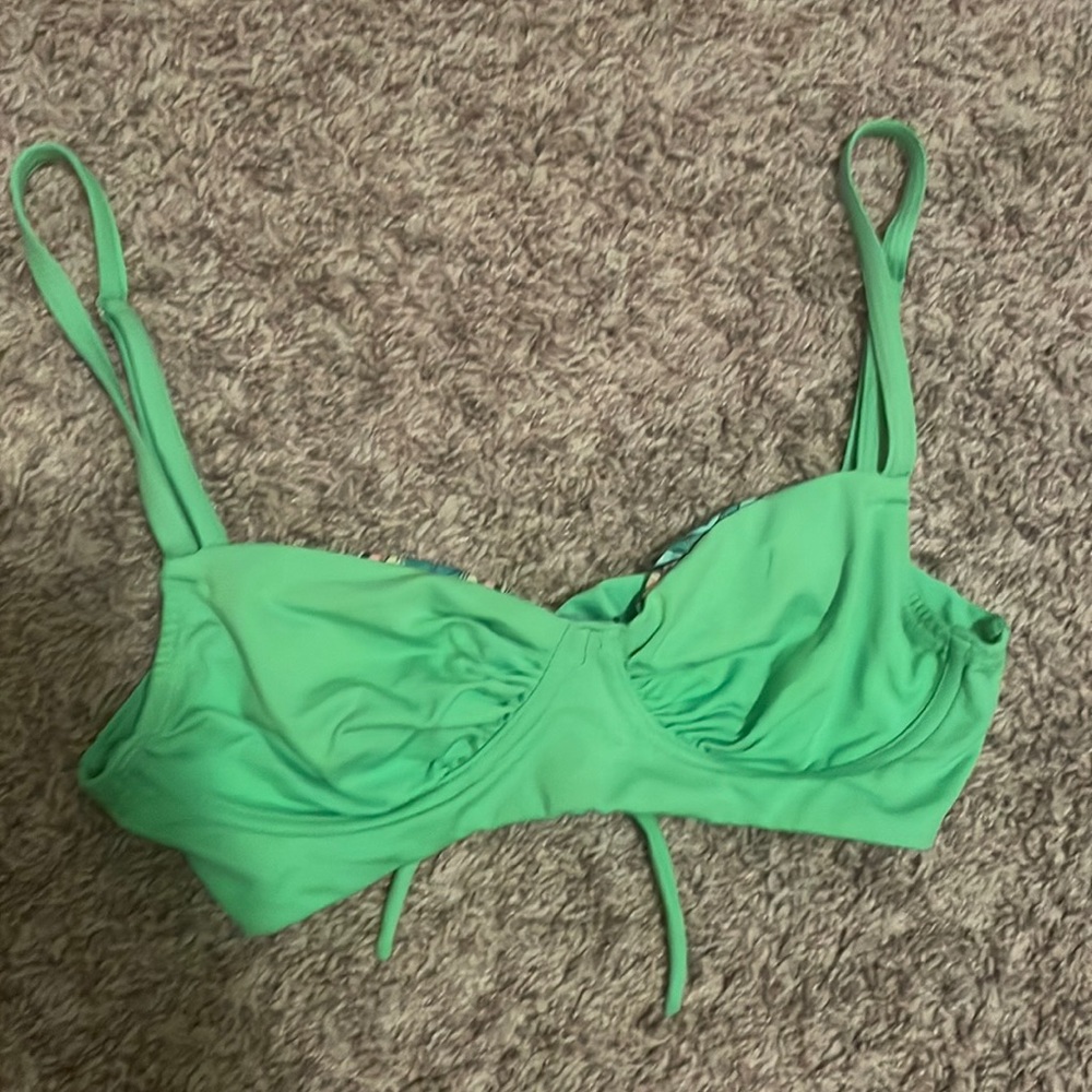 Maaji swim top medium